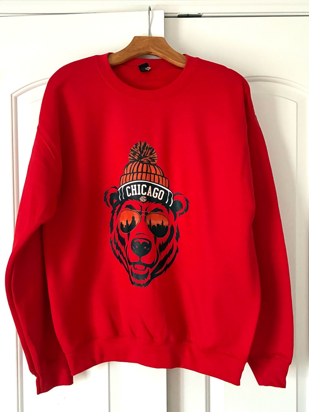 NWOT Chicago Bears “Good Better Best” Graphic Red Unisex Crewneck Sweatshirt M